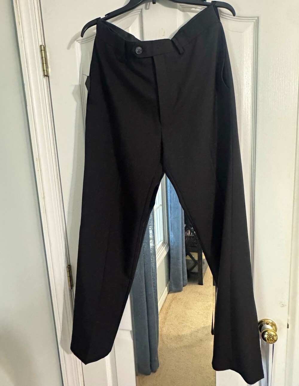 Haggar Men’s Black Dress Pants Classic Fit Straight Leg Stretch Flat Front 32